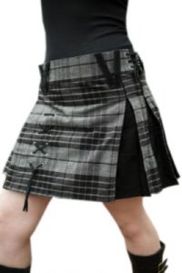 traditional Scottish dress female